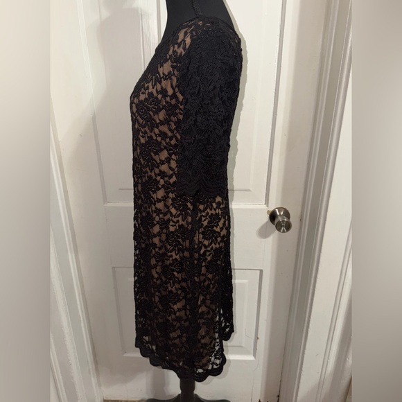 Women’s‎ size 10 Connected Apparel Black Lace Midi Dress - Picture 4 of 5